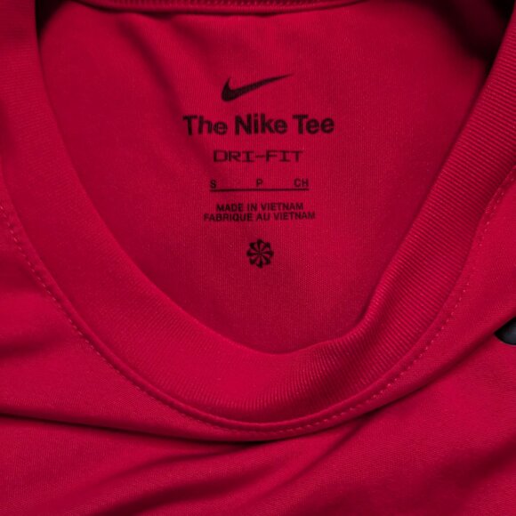 3 Nike DRI-FIT Athletic Shirts - Picture 8 of 13